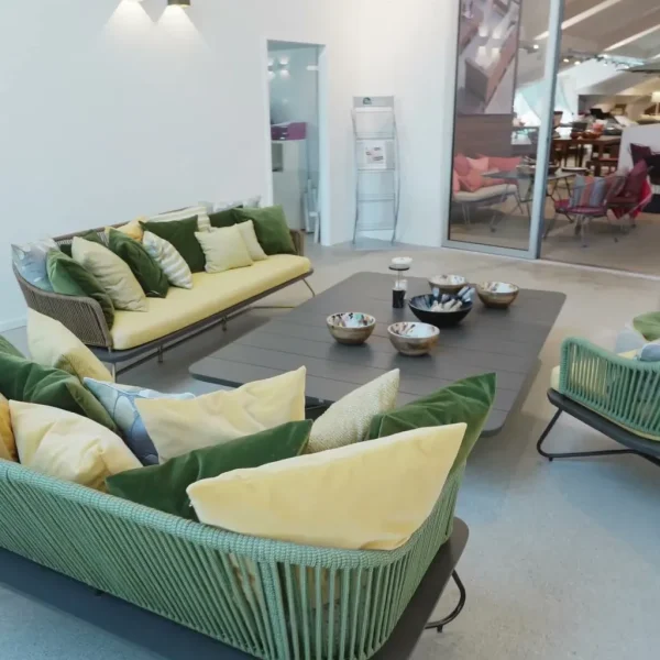 Video-Vorschau: Violino Gold Lounge Summerfield Edition Gartenmöbel-Set – Summerfield Edition